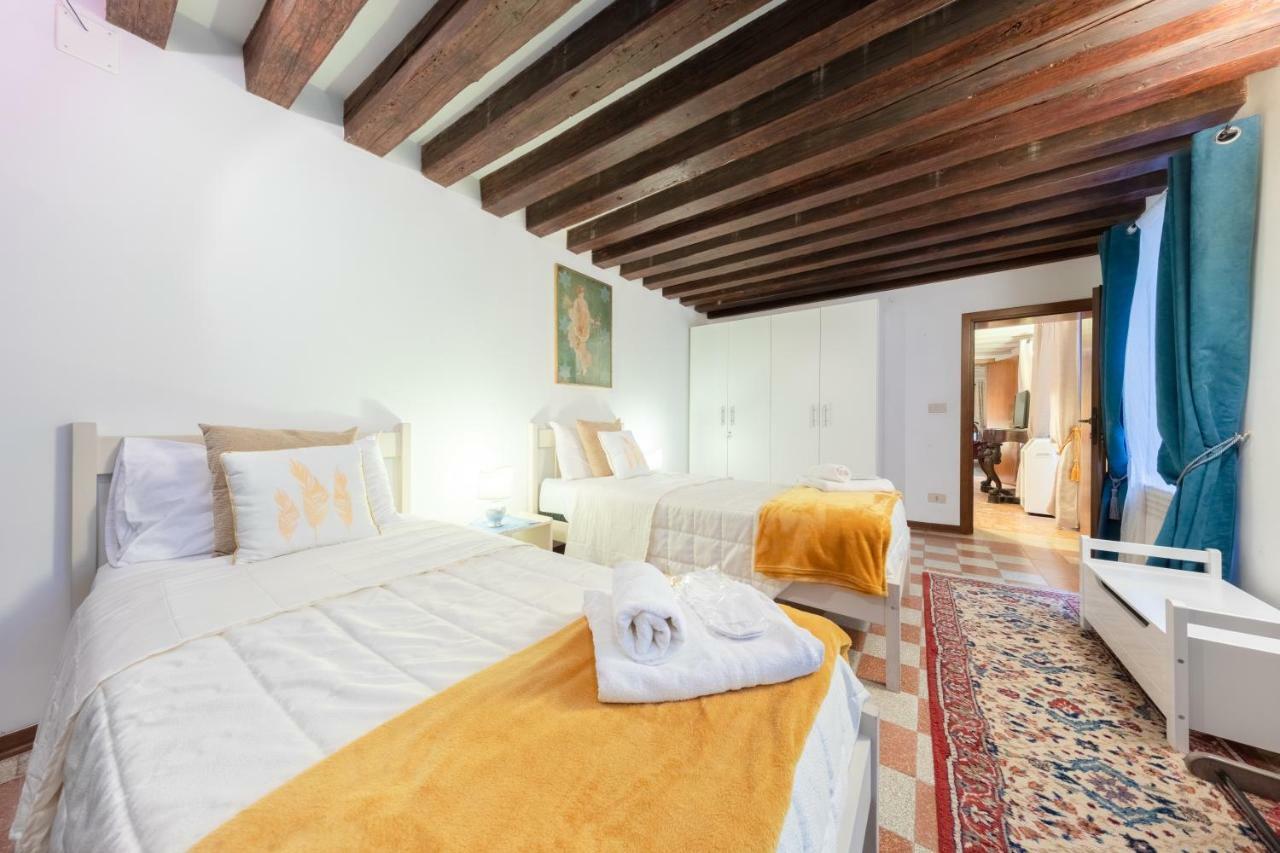 Ca' Del Carro Family Apartment ヴェネツィア エクステリア 写真